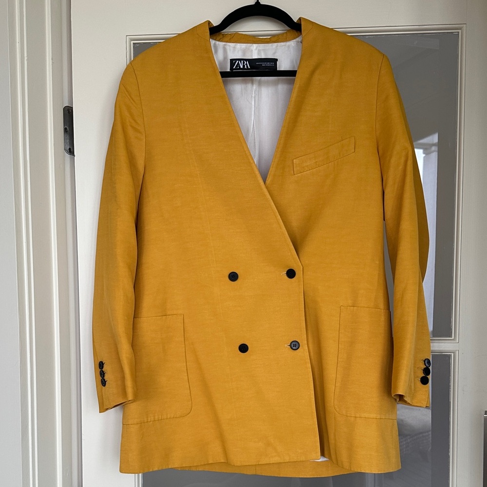 Zara Women's mustard Yellow oversized Double-Breasted Blazer